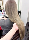 ハイトーングラデーションカラー前髪なしストレートロング