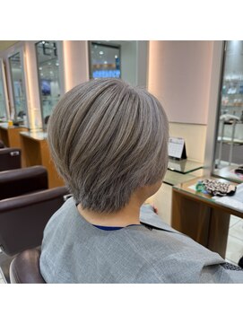 ゼル アリオ西新井店(ZELE) グレイカラー(ショート)