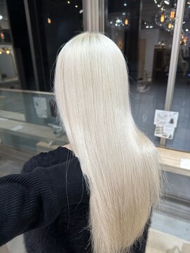 ヴァイス 新宿店(VAICE) White