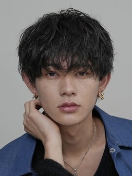 フィフス トウキョウ (fifth TOKYO) 渋谷ルーズパーマメンズカットセンターパートウルフマッシュ