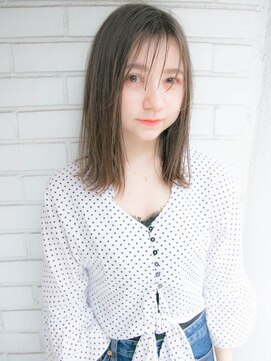 ルティア 池袋(Lutia) シースルーバング　アッシュグレージュ