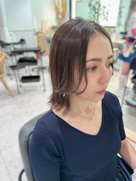 ゼストソエル(ZEST soell) レイヤーカット×グレーベージュ