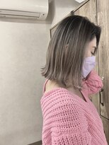 ヴィフ 大船(VIF)&nbsp;バレイヤージュ/ハイライト/ダブルカラー/ケアブリーチ/ボブ