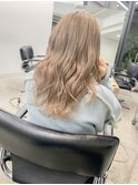 ミルクティーベージュ