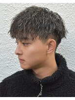 フリーク バーバーショップ 都島店(FREAK BARBER SHOP) 縦落ちツイストスパイラルパーマ王道モテマッシュ