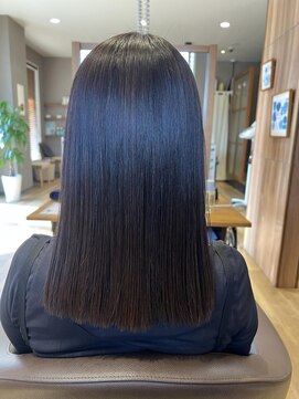 レイ 万博記念公園店(Ray) 切りっぱなしロング/ぱっつん前髪/つくば美容室