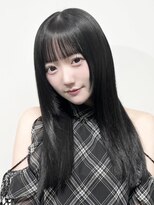 ルネラトーキョー(RUNERA TOKYO)&nbsp;黒髪ロングレイヤーカット顔まわりレイヤーカット顔まわりカット