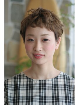 シェル(SHEL) くせ毛風ベリーショート