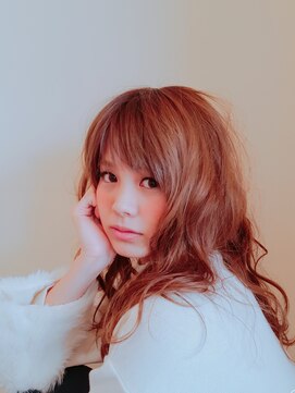 オペラ(Opera) .ベビーバングゆるふわセミディー