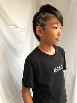 トリックストア(TRICK STORE) キッズカット★ラインバリカンアート
