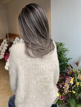 メリー オオサカ(Merly Osaka) 大人っぽバレイヤージュ_アールグレイカラー_