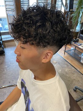 リットジェンツ 千葉(Lit Gents) フェードプードルパーマ