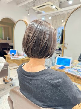 レイラバイアフロート 吉祥寺(Lila by afloat) ひし形ボブ/レイヤーボブ/丸みボブ/内巻きボブ/ショートボブ