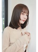 レイヤーカット　ミディアムレイヤー　顔まわりレイヤー