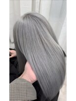 メゾン 心斎橋店(Maison)&nbsp;透明感全開のホワイトシルバー！