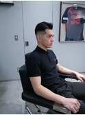 バーバーパートスタイルスキンフェードアイロンパーマ/渋谷