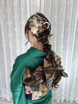 アップル(APPLE)&nbsp;編みおろしヘア