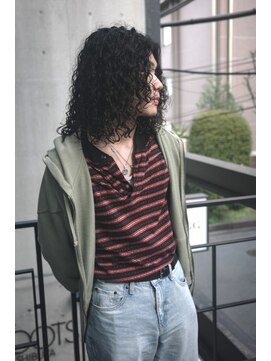 ブークル(boucle) メンズロングパーマ　ロングハードパーマ　ロン毛パーマ