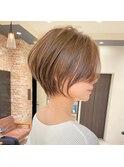 くびれボブ/30代/40代/50代/分け目なしショート/前髪ありなし荒