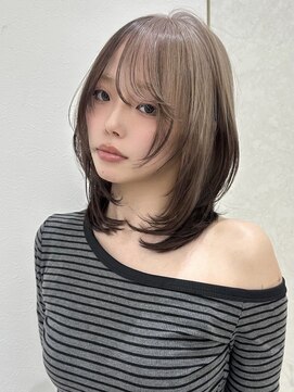 アイトーキョーエス 渋谷(AI TOKYO S) ハッシュカット/グレージュ/デザインカラー/渋谷