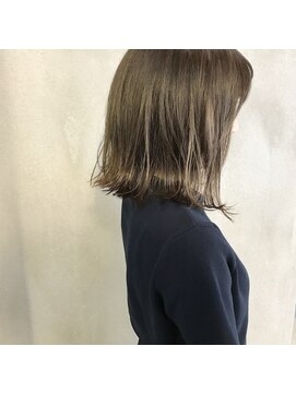 ミント(mint) 切りっぱなしボブの&グレージュ♪