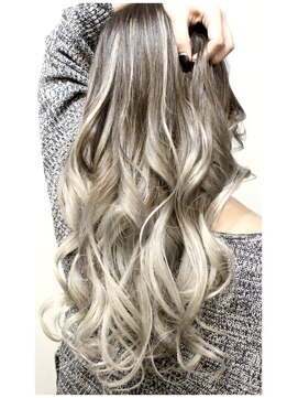 シェルティ フィエル(Shelltie Fiel) プラチナホワイトグラッシュ