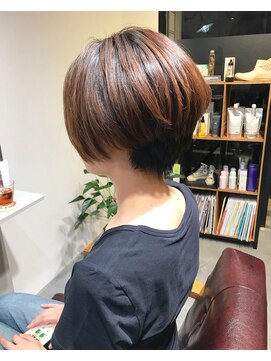 ナット(Nat) ハンサムショート×酸性ストレート