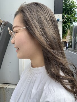 ロイジー(roijir) 【roijir  表参道】透けカラー×シルバーベージュ