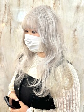 ラビス(Lovis) ハッシュカット/フルバング/似合わせカット/レッドブラウン