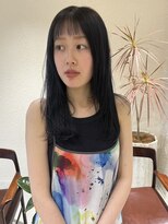 キュー(que)&nbsp;レイヤーカット×ブルーブラック