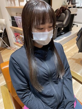 メゾンフォーユー 宇都宮店(maison4u) インナーカラーONシルバーグレー