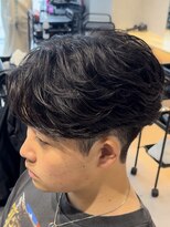 エデアンルクラ 下通(EDEAN Leclat)&nbsp;熊本フェザーパーマ ニュアンス 毛流れ MEN'S HAIR