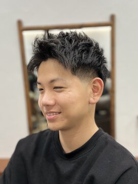 ニュートラル(Neutral) アップバング