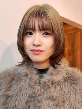 フェイスレイヤー ウルフ アンブレラカラー 顔周りカット 20代