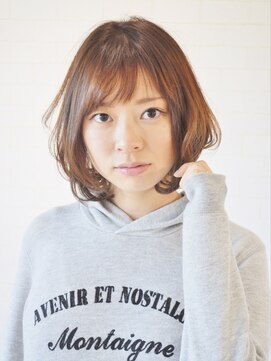 エフジェイメイド(F.J.MADE.) 【F.J.MADE.】 ワンカールが重なるリラックスボブ