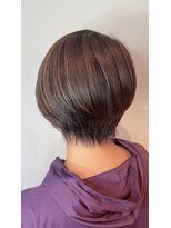 ネオリーブ シュシュ 神保町店(Neolive susu) 頭の形を綺麗に見せてくれる丸みショート☆