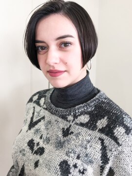 ポールワークス 初台(pourl works) 程よく女性らしさを残したハンサムショートボブ