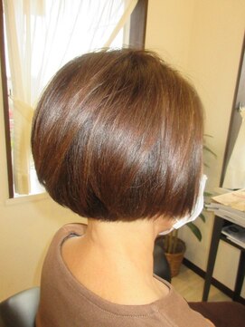 コア フィール ア デイ(COIFFURE A DAY) ボブ