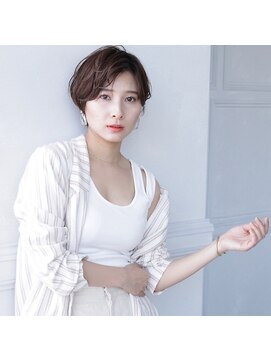 アニータバイガネイシャ(Aujua anita by ganesha) シンプル可愛い＊フェミニンショート【シークレットカラー】