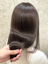 ガーディナ(Gardina)&nbsp;アッシュブラウン　透明感カラー　艶髪