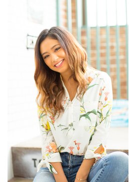 アボヘアー(Abo hair) スーパーロングレイヤー×明るめベージュグラデーション