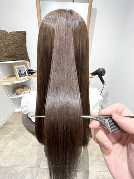 アリアバイエクラート 池袋店(ARiA by ECLART) 艶髪縮毛矯正