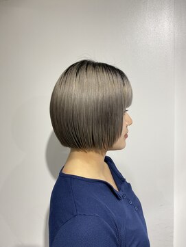 エレン 池袋(ElEn.) 似合わせボブ・ミディアム×顔まわりレイヤー