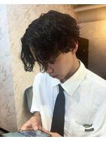 オム ブランシェ(HOMME BLANCHE’)&nbsp;【Natsuki】前下がり×ツヤ感パーマ