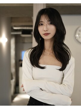 シセイ 青山(SHISEI) 縮毛矯正/レイヤーカット/ケラチントリートメント［南青山］