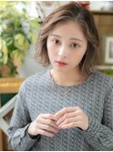 オリーブカラー抜け感外ハネレイヤーカットh4大宮20代30代40代
