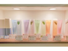 コモレビ(ko.mo.re.bi)の雰囲気（肌に優しいアジュバントリートメント正規取扱店［大神宮下駅]）