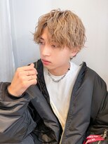 フラッグヘアー 博多駅前店(Flag HAIR) スパイラルパーマセンターパートベージュカラー