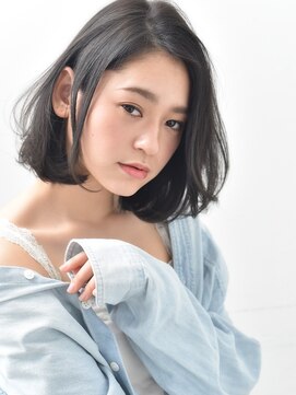 オウル(Owll) ★DISHEL★大人かわいい切りっぱなしボブ☆フォギーアッシュ