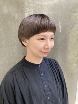 カエルムアヴェダ(CAELUM AVEDA)の写真/細かなご要望と「似合う」を意識したご提案!クセや生え方、骨格を見極めたカットは2か月後もキレイが続く☆